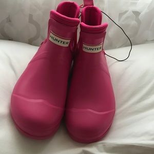 Hunter for Target PINK short boots